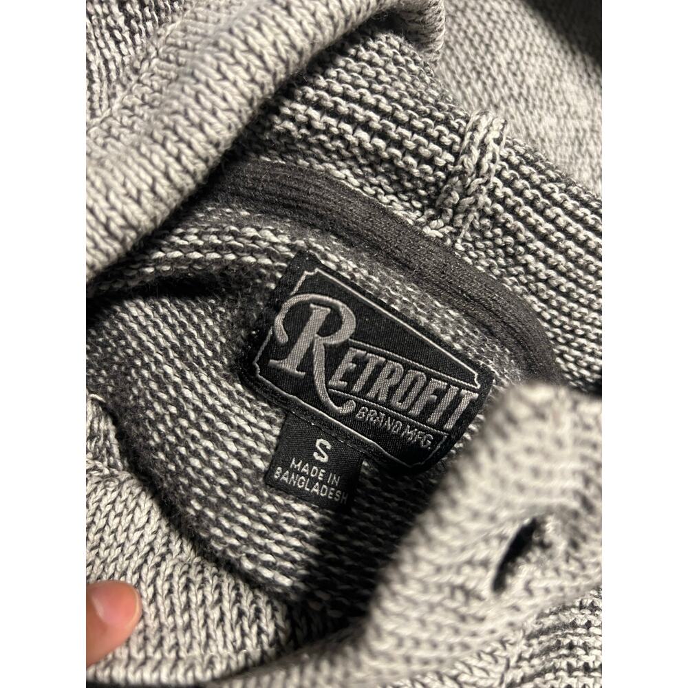 Men’s pullover - Picture 2 of 2